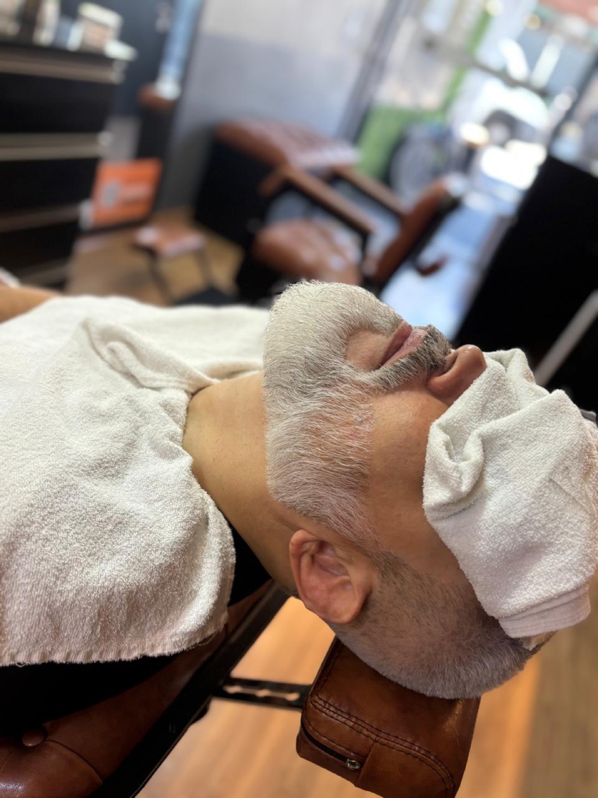 Barba na unidade Sion